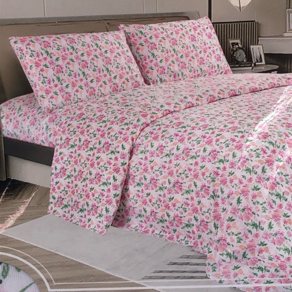 NEW Floral 4 Piece Sheet Set FULL SIZE - Picture 3 of 6